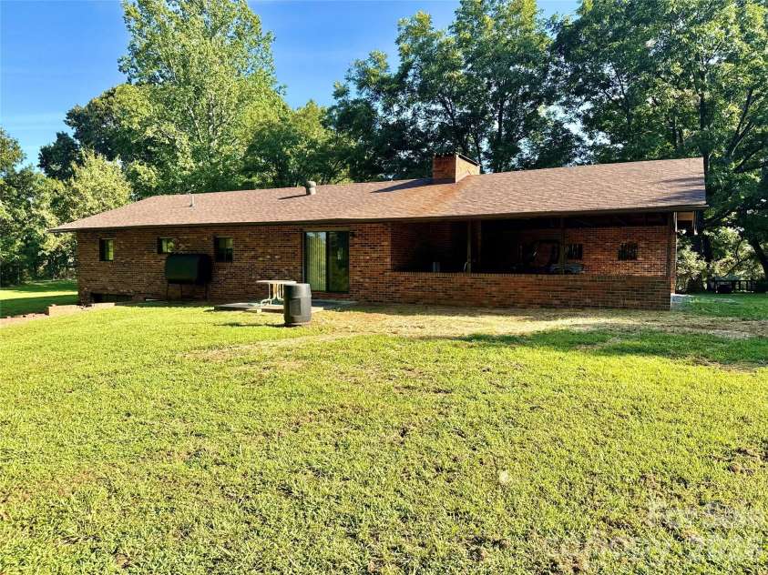 6494 US Highway 64 Highway, Lexington, NC 27295.  MLS# CAR4417742, YatesRealty ID 46685. 