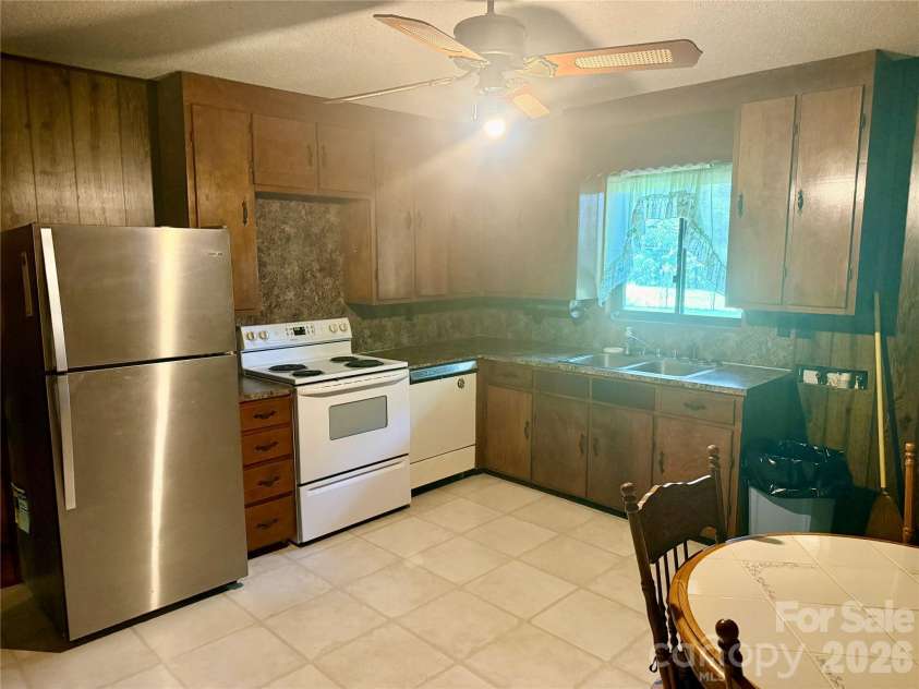 6494 US Highway 64 Highway, Lexington, NC 27295.  MLS# CAR4417742, YatesRealty ID 46685. 