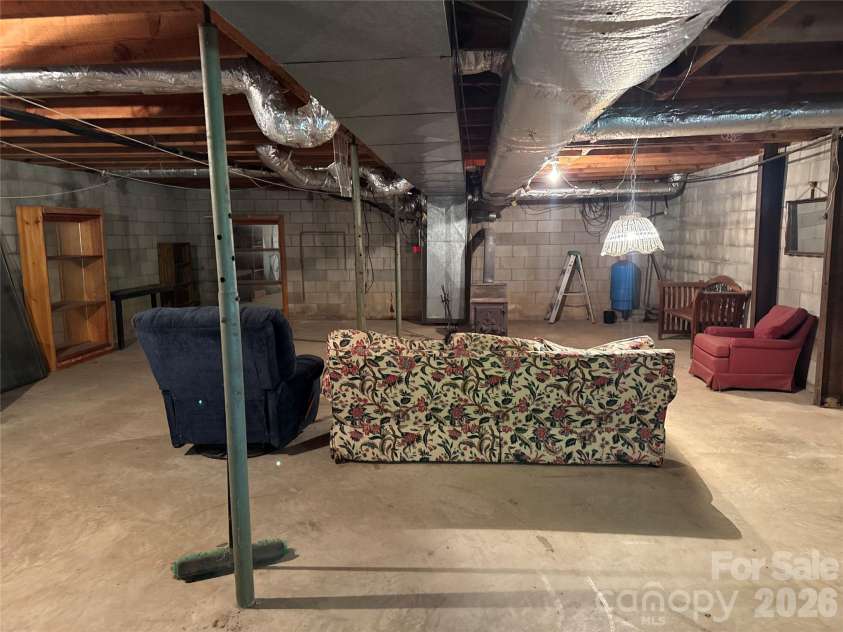 6494 US Highway 64 Highway, Lexington, NC 27295.  MLS# CAR4417742, YatesRealty ID 46685. 
