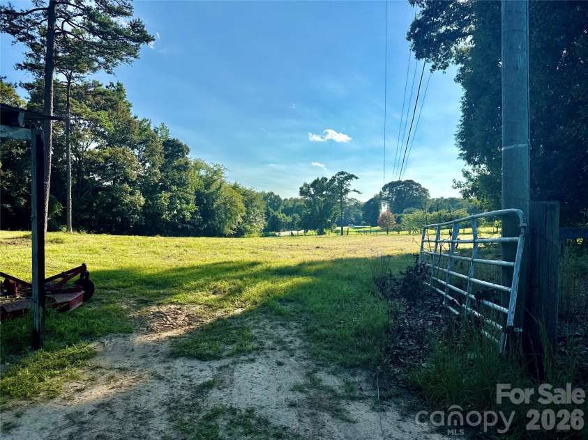 6494 US Highway 64 Highway, Lexington, NC 27295.  MLS# CAR4417742, YatesRealty ID 46685. 