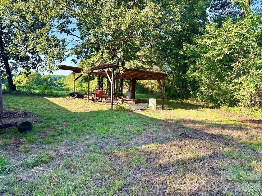 6494 US Highway 64 Highway, Lexington, NC 27295.  MLS# CAR4417742, YatesRealty ID 46685. 