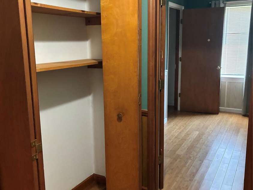 1008 Hopedale Drive, Lenoir, NC 28645.  MLS# CAR4418081, YatesRealty ID 46686. LINEN CLOSET