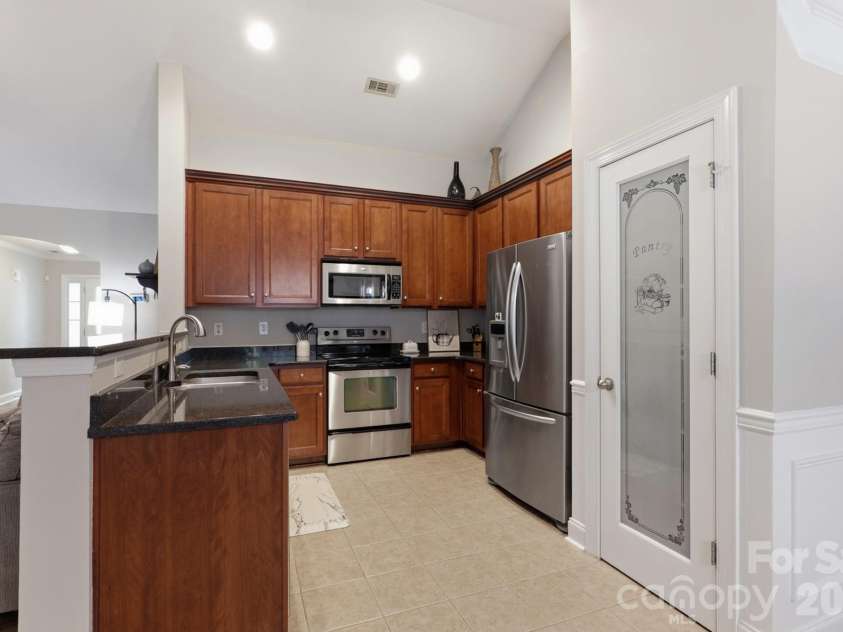 4311 Wiregrass Road, Indian Land, SC 29707.  MLS# CAR4416404, YatesRealty ID 46688. Kitchen