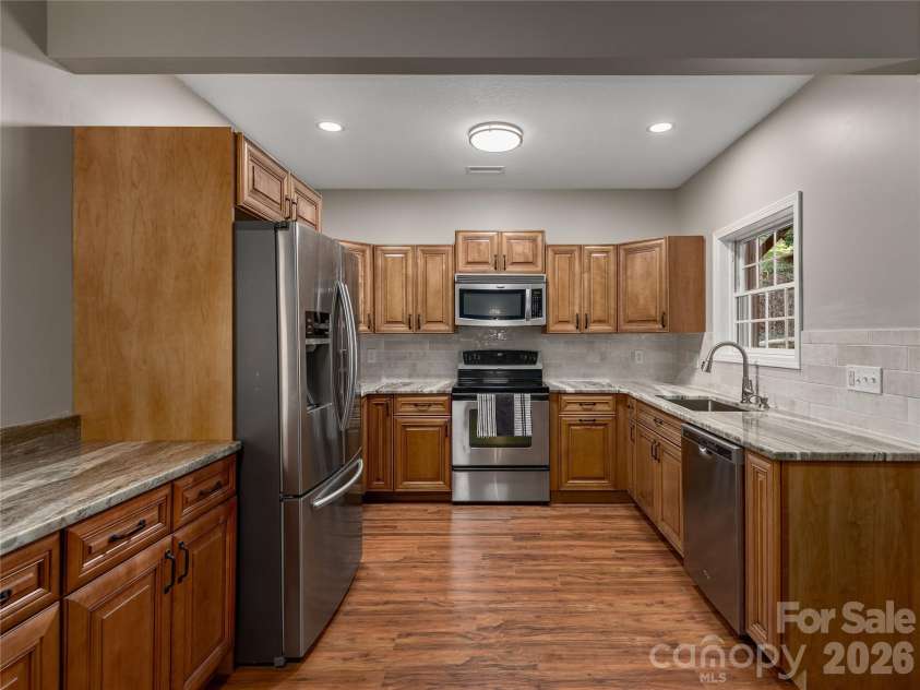314 Summerset Drive, Clyde, NC 28721.  MLS# CAR4417717, YatesRealty ID 46689. 2nd Kitchen