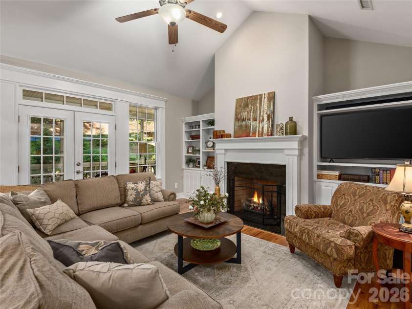 314 Summerset Drive, Clyde, NC 28721.  MLS# CAR4417717, YatesRealty ID 46689. 