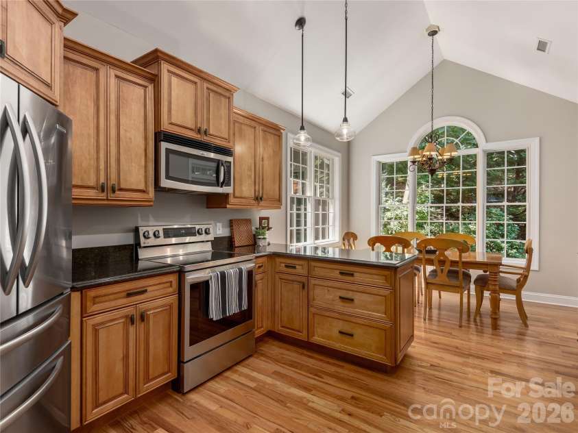 314 Summerset Drive, Clyde, NC 28721.  MLS# CAR4417717, YatesRealty ID 46689. 