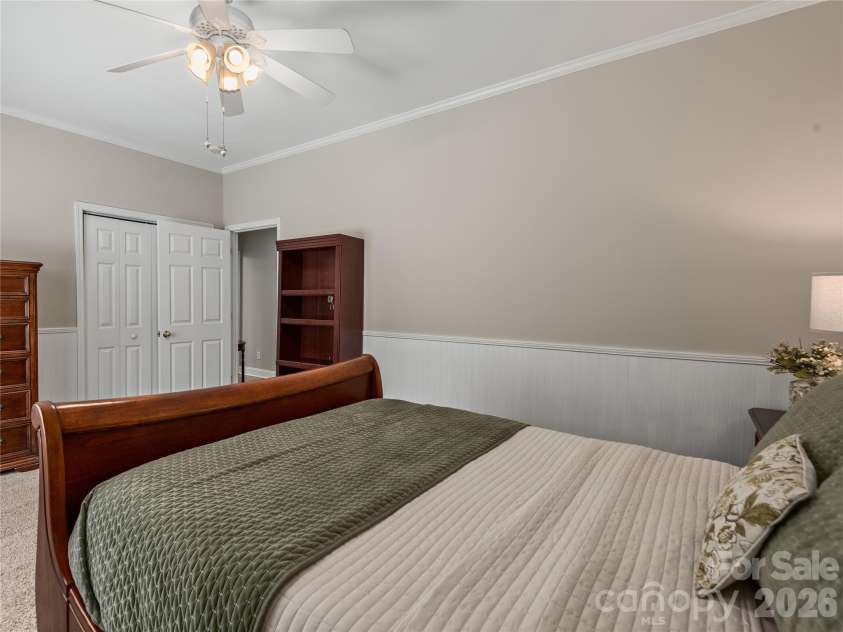 314 Summerset Drive, Clyde, NC 28721.  MLS# CAR4417717, YatesRealty ID 46689. 