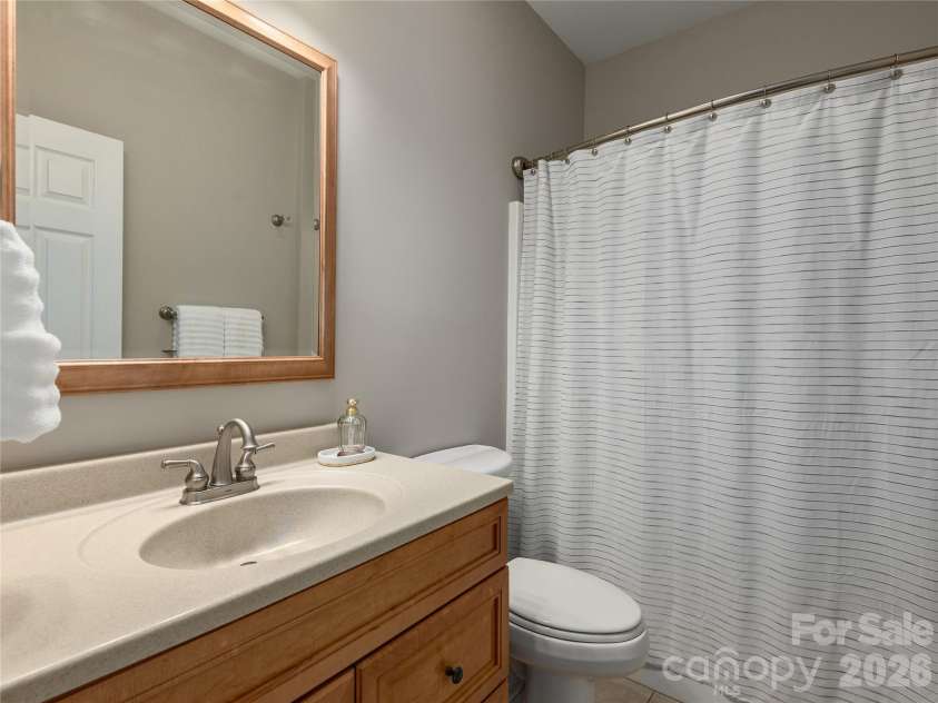 314 Summerset Drive, Clyde, NC 28721.  MLS# CAR4417717, YatesRealty ID 46689. 