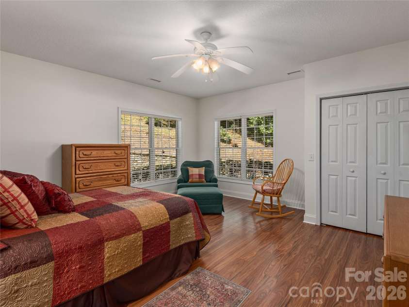 314 Summerset Drive, Clyde, NC 28721.  MLS# CAR4417717, YatesRealty ID 46689. 