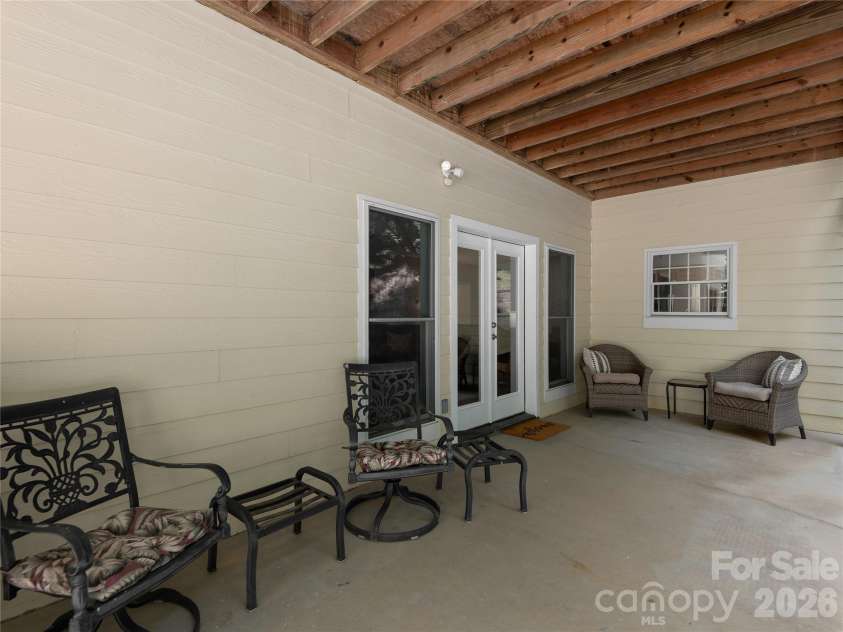 314 Summerset Drive, Clyde, NC 28721.  MLS# CAR4417717, YatesRealty ID 46689. Patio