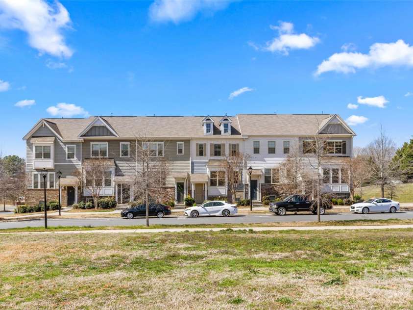 9108 Ainslie Downs Street, Charlotte, NC 28273.  MLS# CAR4233772, YatesRealty ID 4669. 