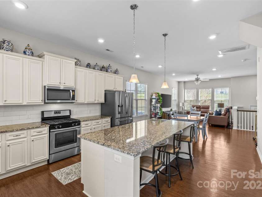 9108 Ainslie Downs Street, Charlotte, NC 28273.  MLS# CAR4233772, YatesRealty ID 4669. 