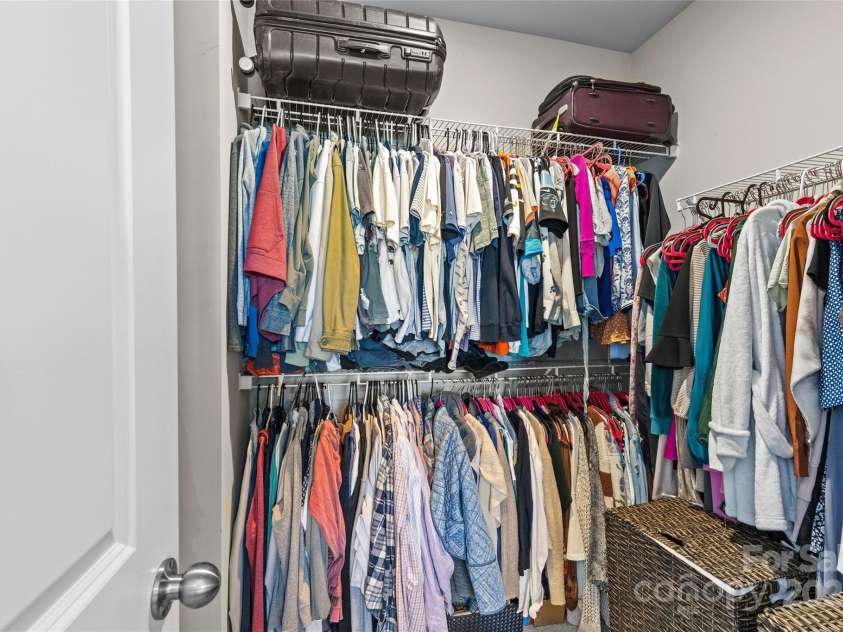 9108 Ainslie Downs Street, Charlotte, NC 28273.  MLS# CAR4233772, YatesRealty ID 4669. 