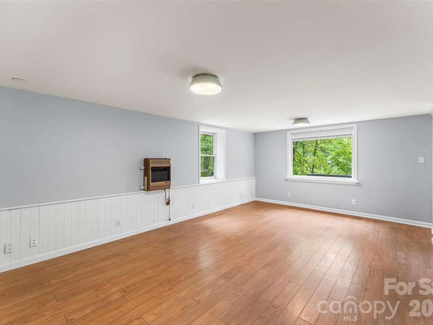 141 Silversteen Drive, Brevard, NC 28712.  MLS# CAR4405756, YatesRealty ID 46690. 