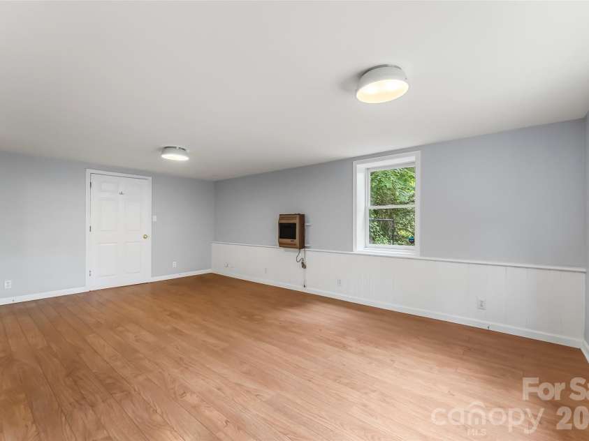 141 Silversteen Drive, Brevard, NC 28712.  MLS# CAR4405756, YatesRealty ID 46690. 