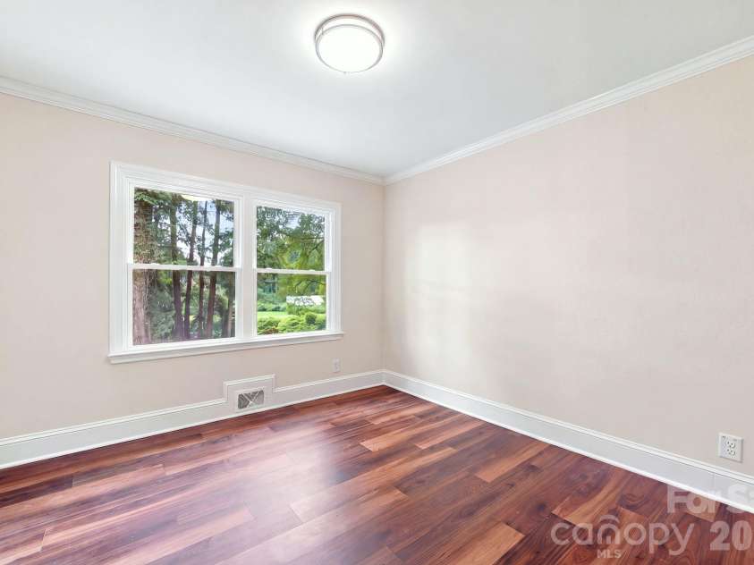 413 Elizabeth Street, Gastonia, NC 28054.  MLS# CAR4417937, YatesRealty ID 46691. 2nd Bedroom