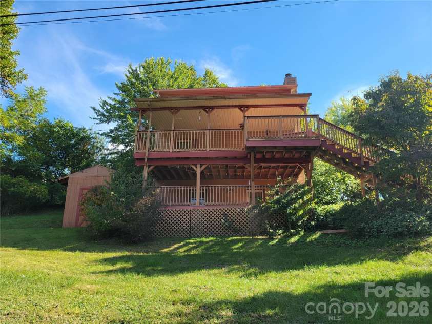 507 Utah Mountain Road, Waynesville, NC 28785.  MLS# CAR4416191, YatesRealty ID 46692. 