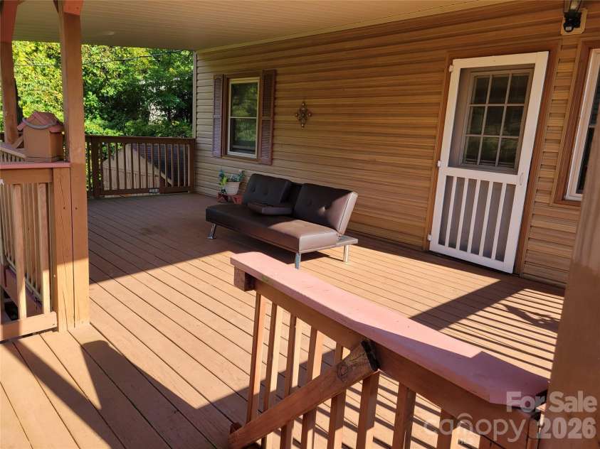 507 Utah Mountain Road, Waynesville, NC 28785.  MLS# CAR4416191, YatesRealty ID 46692. 
