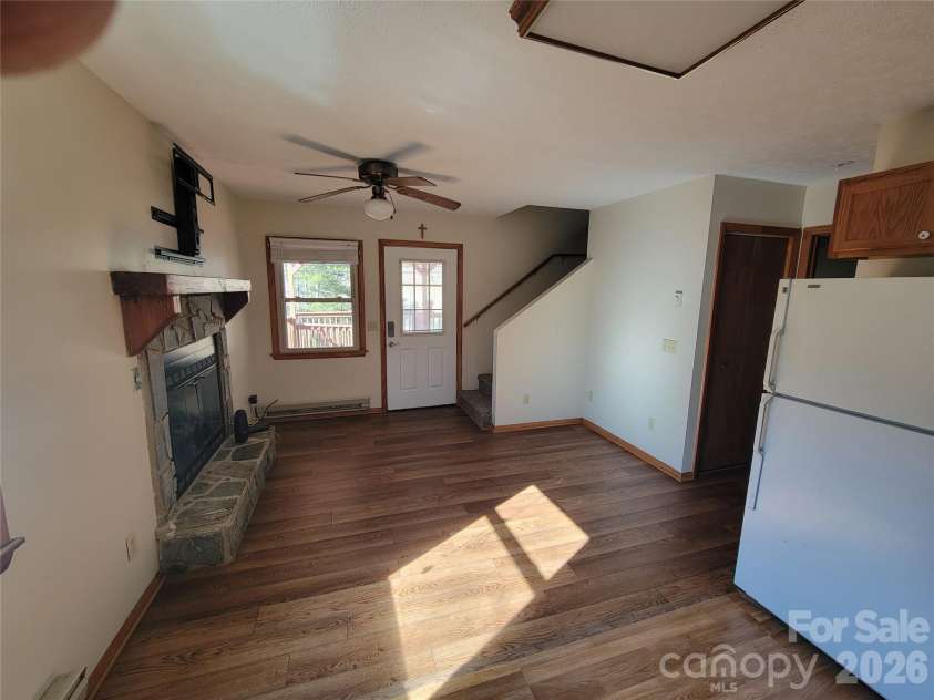 507 Utah Mountain Road, Waynesville, NC 28785.  MLS# CAR4416191, YatesRealty ID 46692. 