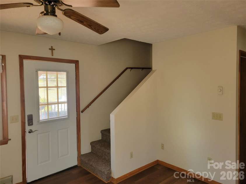 507 Utah Mountain Road, Waynesville, NC 28785.  MLS# CAR4416191, YatesRealty ID 46692. 