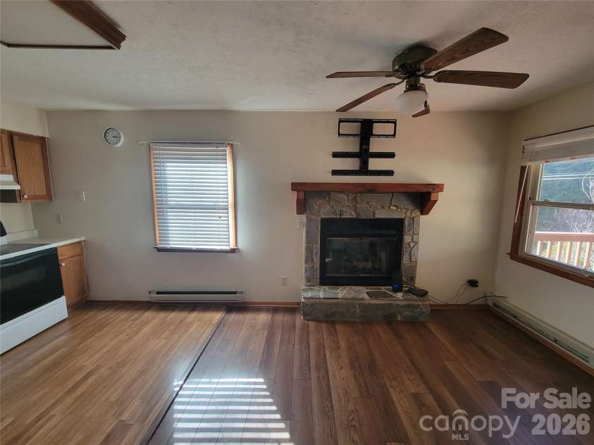 507 Utah Mountain Road, Waynesville, NC 28785.  MLS# CAR4416191, YatesRealty ID 46692. 