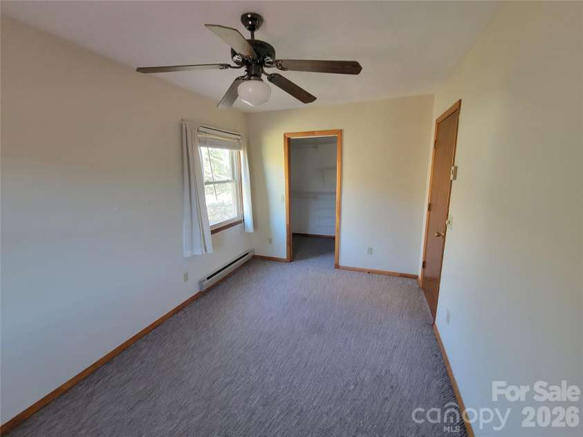 507 Utah Mountain Road, Waynesville, NC 28785.  MLS# CAR4416191, YatesRealty ID 46692. 