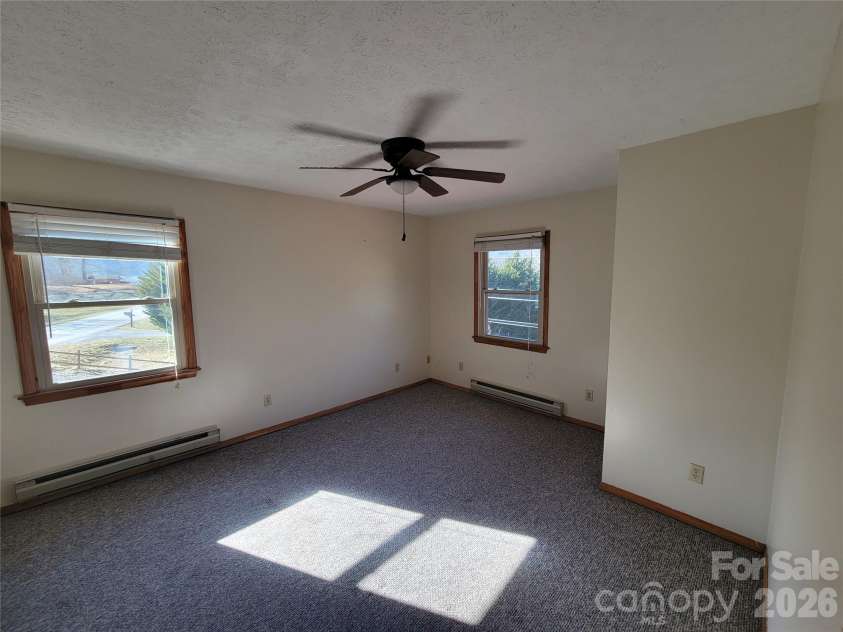 507 Utah Mountain Road, Waynesville, NC 28785.  MLS# CAR4416191, YatesRealty ID 46692. 