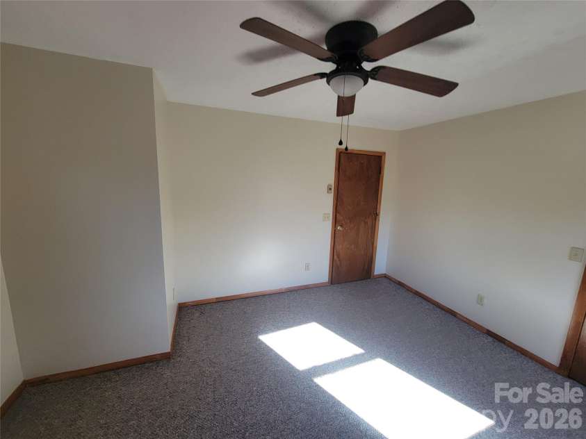 507 Utah Mountain Road, Waynesville, NC 28785.  MLS# CAR4416191, YatesRealty ID 46692. 