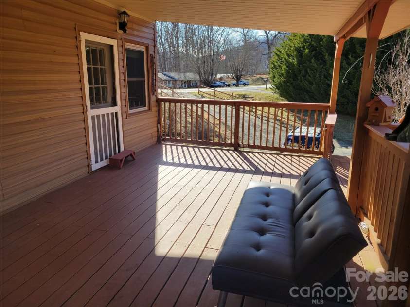 507 Utah Mountain Road, Waynesville, NC 28785.  MLS# CAR4416191, YatesRealty ID 46692. 
