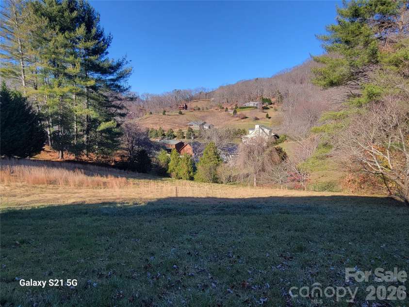 507 Utah Mountain Road, Waynesville, NC 28785.  MLS# CAR4416191, YatesRealty ID 46692. 