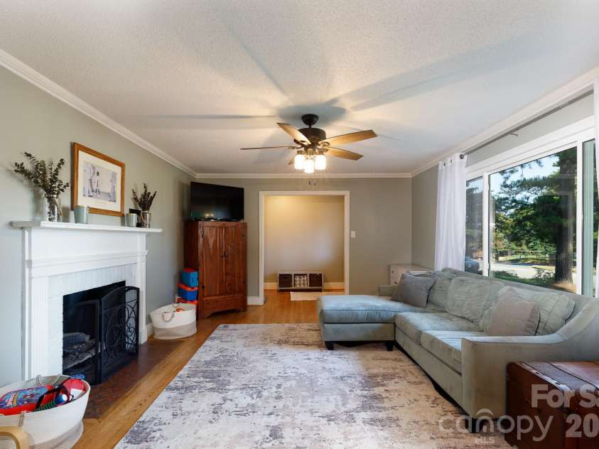 1131 Richmond Drive, Rock Hill, SC 29732.  MLS# CAR4418006, YatesRealty ID 46693. 