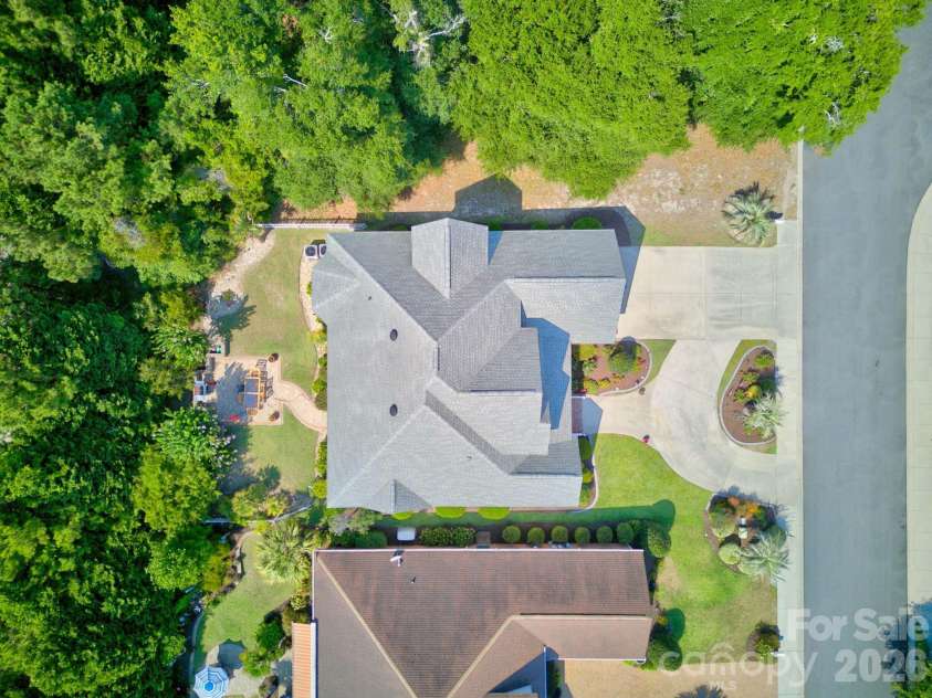 504 Sea Vista Lane, North Myrtle Beach, SC 29582.  MLS# CAR4399859, YatesRealty ID 46696. 