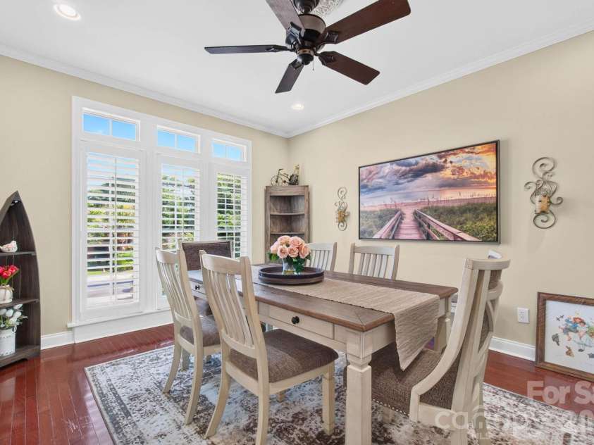 504 Sea Vista Lane, North Myrtle Beach, SC 29582.  MLS# CAR4399859, YatesRealty ID 46696. 