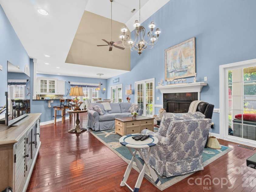 504 Sea Vista Lane, North Myrtle Beach, SC 29582.  MLS# CAR4399859, YatesRealty ID 46696. 