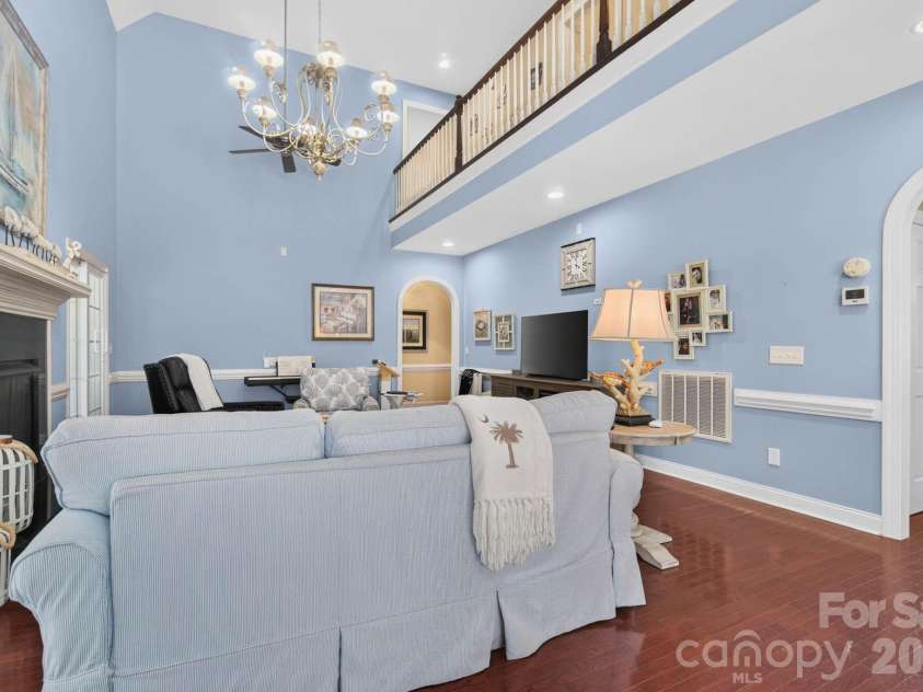 504 Sea Vista Lane, North Myrtle Beach, SC 29582.  MLS# CAR4399859, YatesRealty ID 46696. 