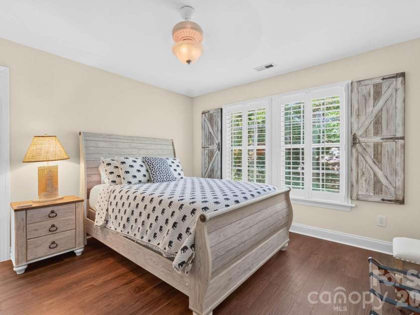 504 Sea Vista Lane, North Myrtle Beach, SC 29582.  MLS# CAR4399859, YatesRealty ID 46696. 