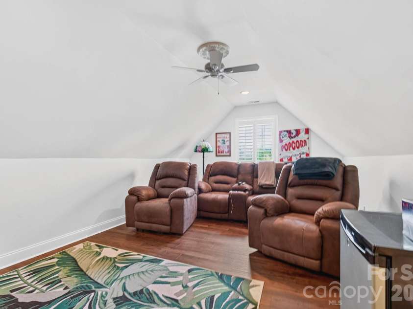 504 Sea Vista Lane, North Myrtle Beach, SC 29582.  MLS# CAR4399859, YatesRealty ID 46696. 