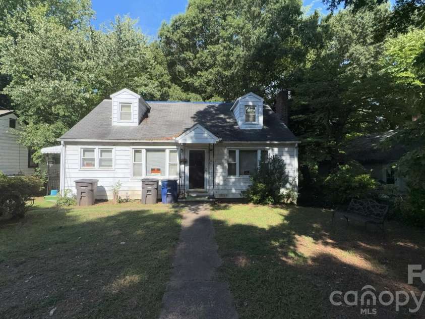 1932 Dacian Street, Winston Salem, NC 27107.  MLS# CAR4418071, YatesRealty ID 46699. 