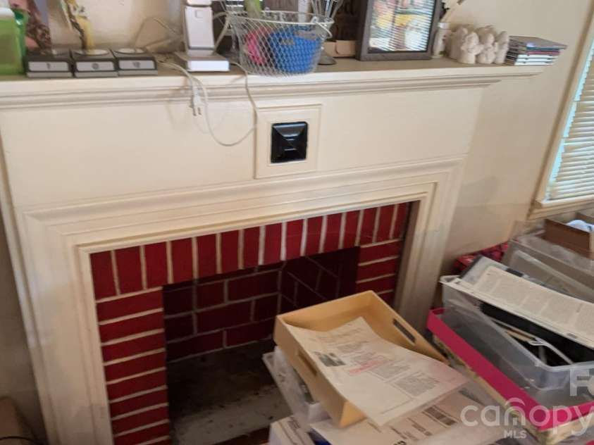 1932 Dacian Street, Winston Salem, NC 27107.  MLS# CAR4418071, YatesRealty ID 46699. 