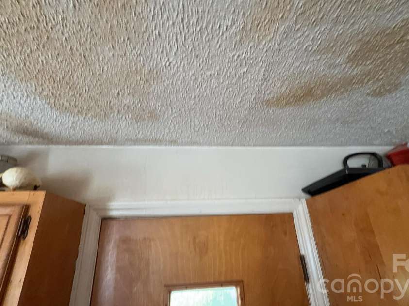 1932 Dacian Street, Winston Salem, NC 27107.  MLS# CAR4418071, YatesRealty ID 46699. 