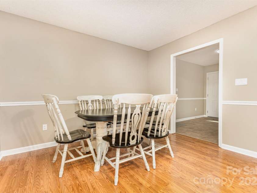 709 Robin Avenue, Kannapolis, NC 28081.  MLS# CAR4315388, YatesRealty ID 467. 