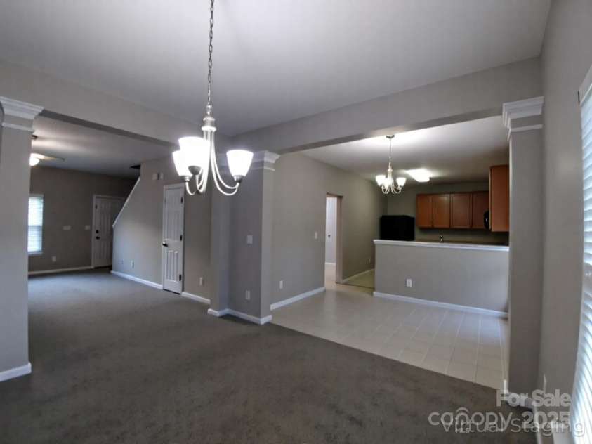 8644 Old Potters Road, Charlotte, NC 28269.  MLS# CAR4290661, YatesRealty ID 467. Dining Room Eat In Kitchen 