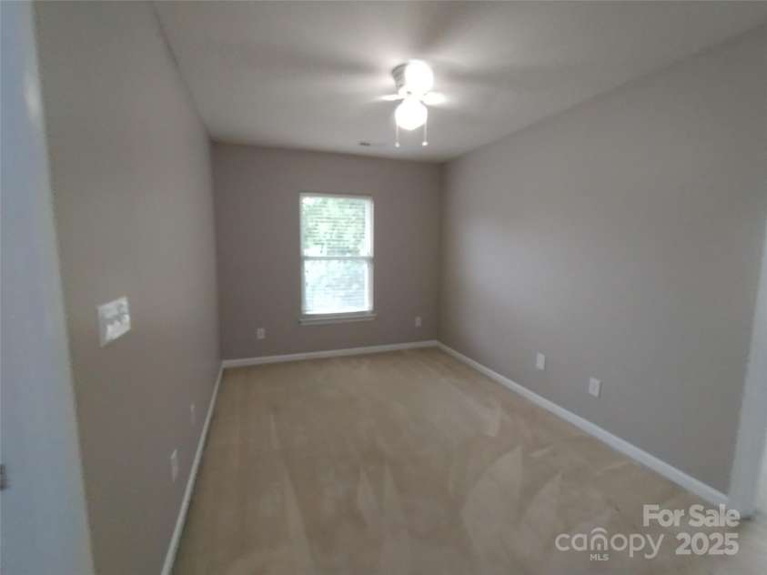 8644 Old Potters Road, Charlotte, NC 28269.  MLS# CAR4290661, YatesRealty ID 467. Old Potters 2nd floor Den/Office/ Flex Space