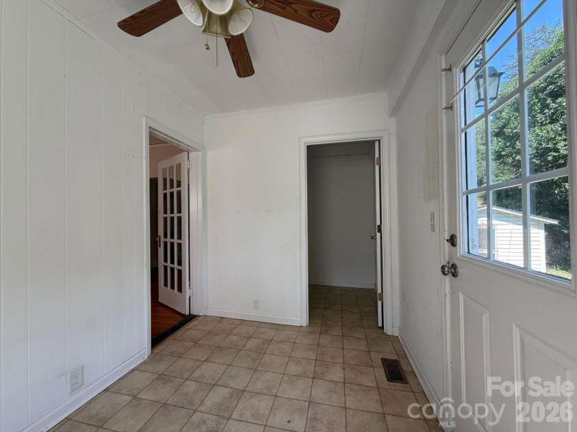 1351 Aspen Street, Lincolnton, NC 28092.  MLS# CAR4416224, YatesRealty ID 46700. Mud room