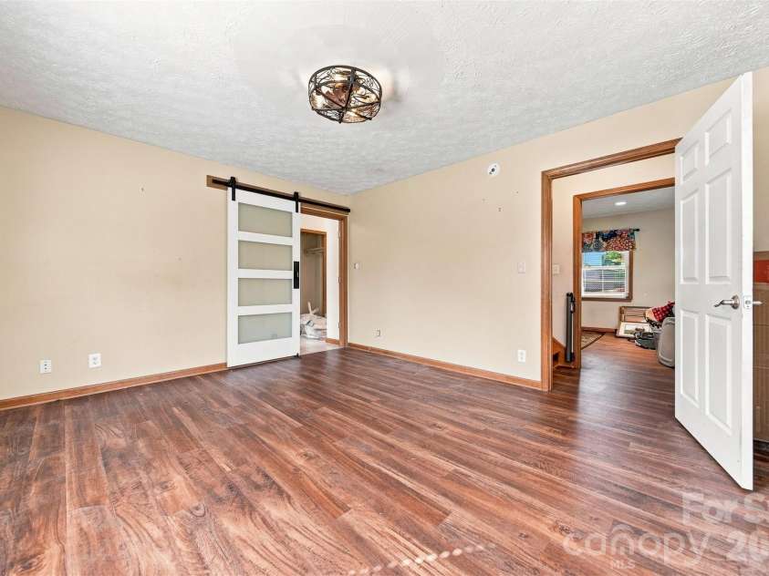 1261 Davis Road, Lincolnton, NC 28092.  MLS# CAR4404751, YatesRealty ID 46702. Prima