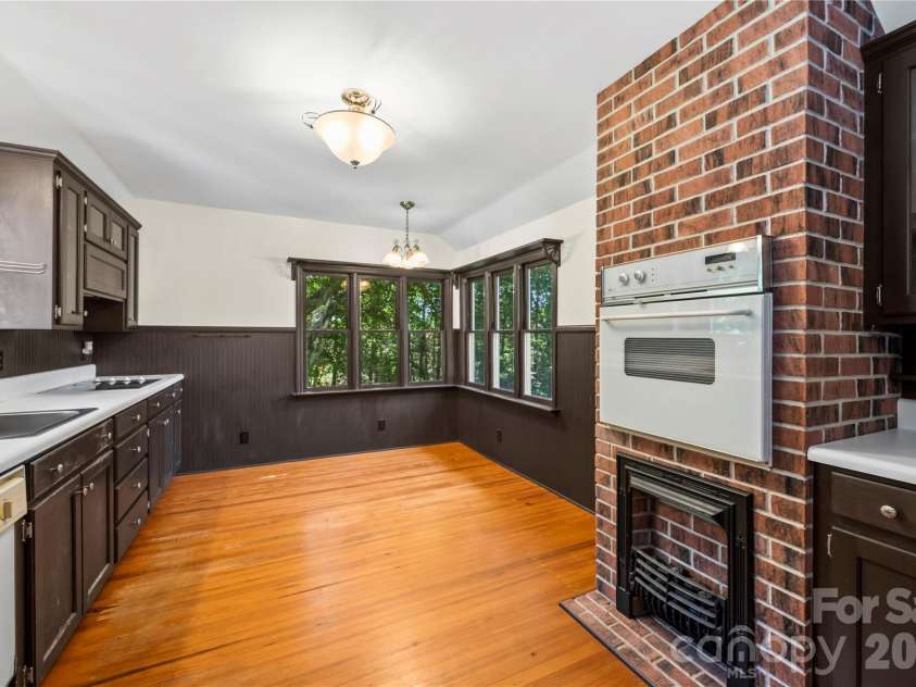 103 Hyde Avenue, Tryon, NC 28782.  MLS# CAR4416378, YatesRealty ID 46703. Kitchen