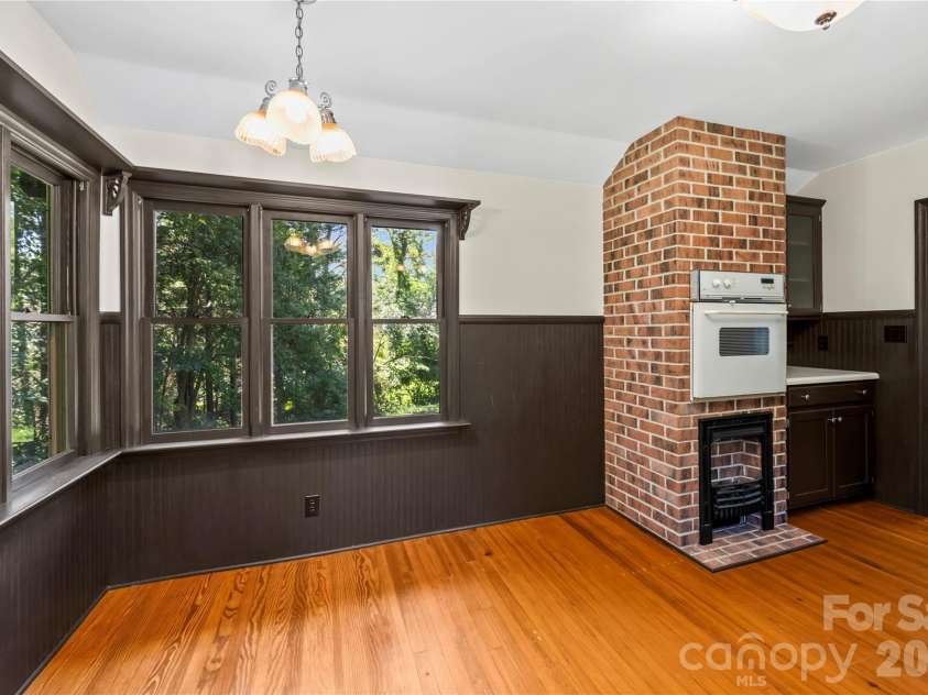 103 Hyde Avenue, Tryon, NC 28782.  MLS# CAR4416378, YatesRealty ID 46703. Kitchen