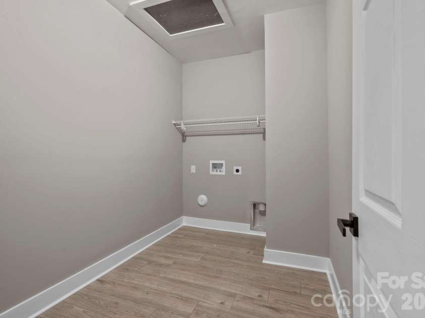 79 Crystal Mountain Drive, Hendersonville, NC 28739.  MLS# CAR4405803, YatesRealty ID 46705. 