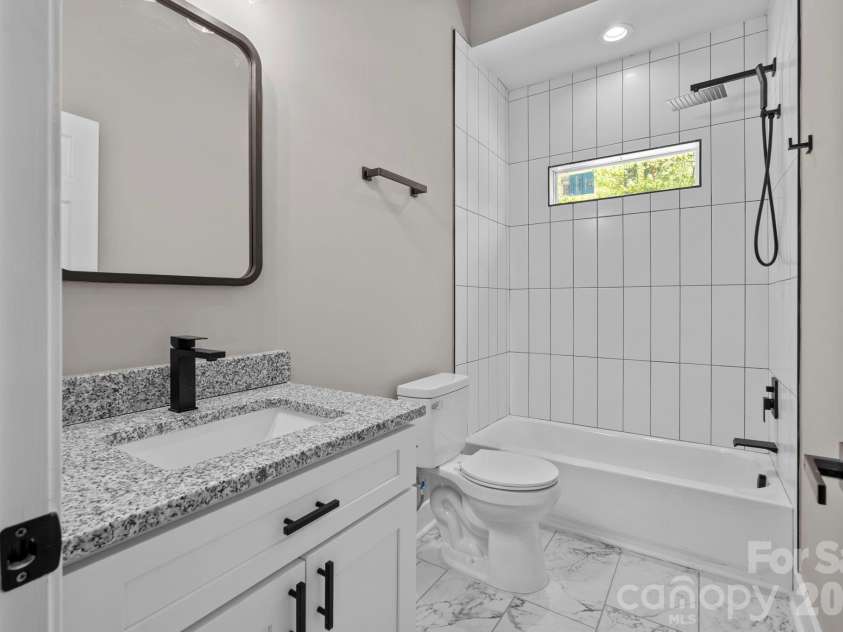 79 Crystal Mountain Drive, Hendersonville, NC 28739.  MLS# CAR4405803, YatesRealty ID 46705. 
