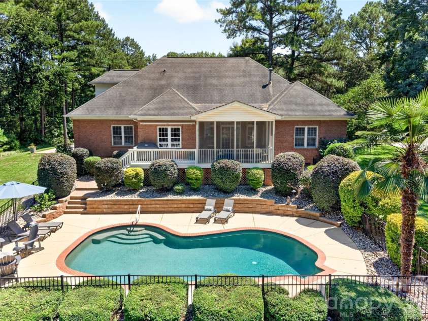 4565 River Hills Drive, Denver, NC 28037.  MLS# CAR4415518, YatesRealty ID 46706. 